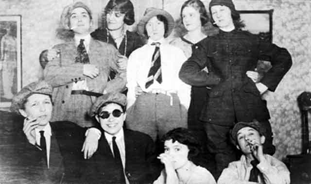 1910-group